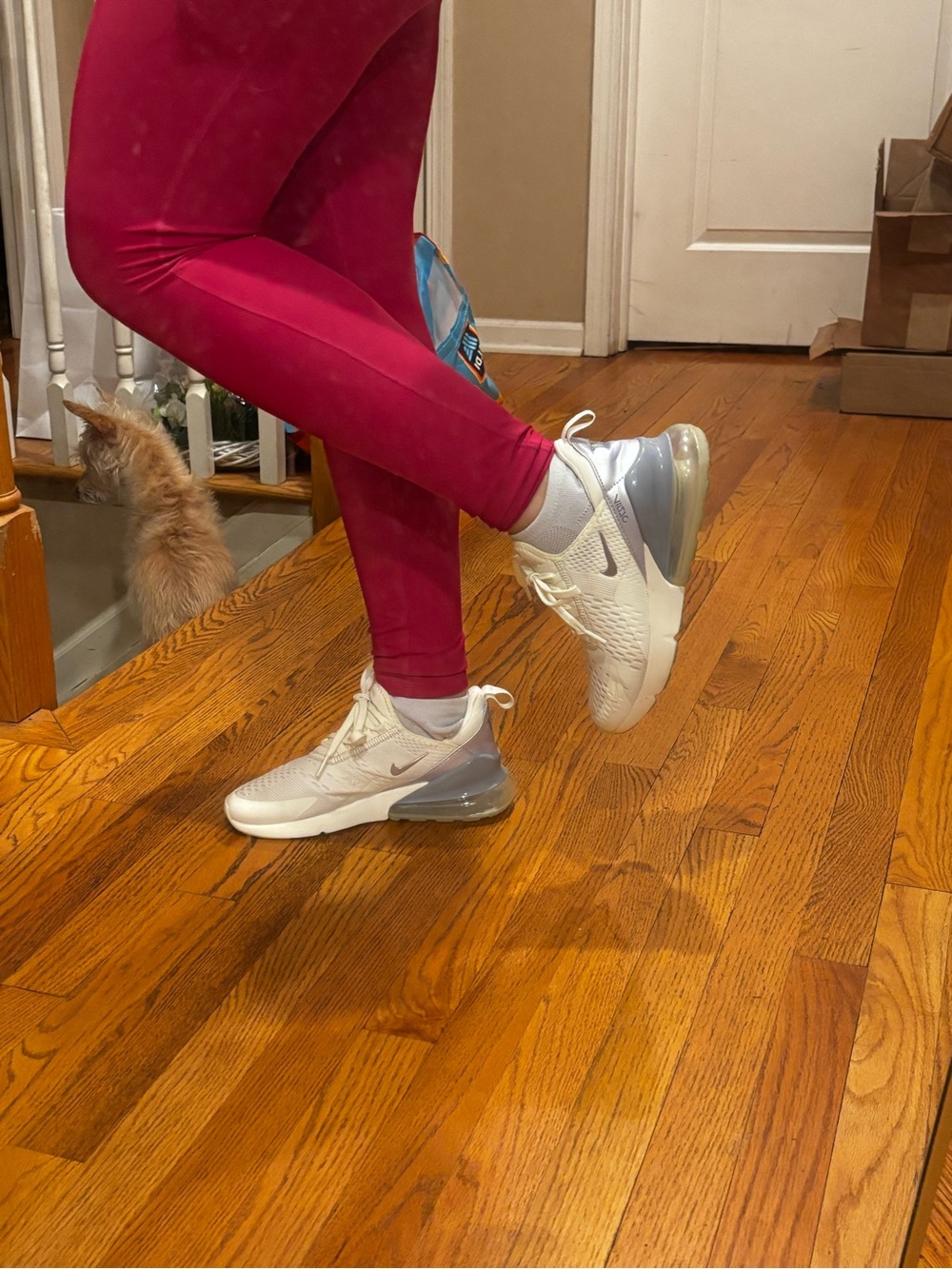 Nike Women’s Air Max 270 Sneakers in White and Light Gray - Picture 7 of 9